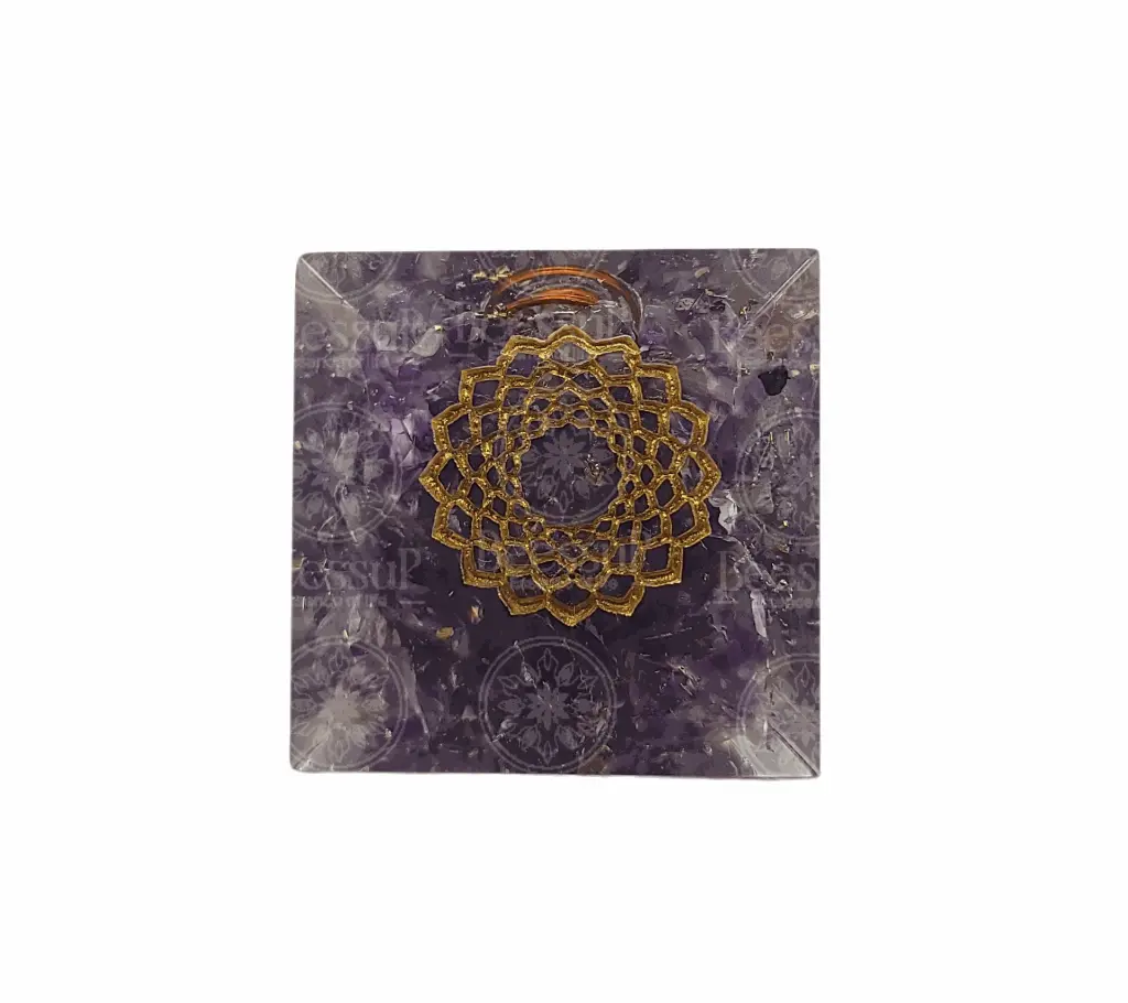 Orgonite moyenne Améthyste Base.webp